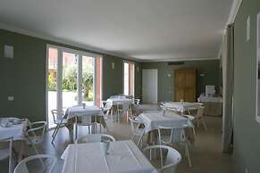 Olea Court Resort