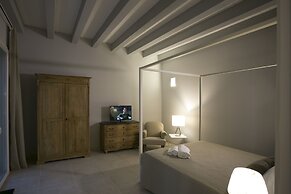 Olea Court Resort