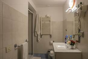 Român Holidays Hostel