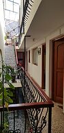 Hostal Apu Qhawarina