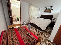 Hostal Apu Qhawarina