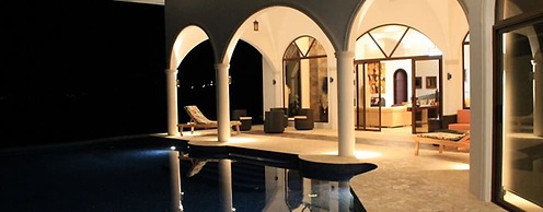 Casa Blanca