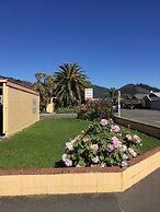 Milton Chalet Motel