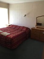 Milton Chalet Motel