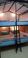 Om Ganesh Hostel - Adults Only