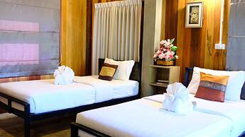 Baan9Nan Guest Home in Nan City