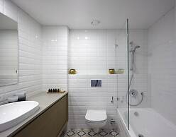 Renoma Hotel