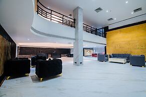 Hotel Grand Dhillon
