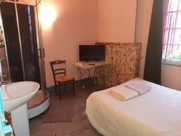 Auberge Des Pilotis