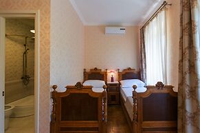 Bloom Boutique Hotel