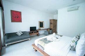 Mina Pelasa Hotel and Resto