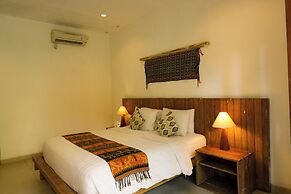 Mina Pelasa Hotel and Resto