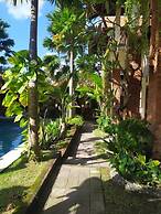 Mina Pelasa Hotel and Resto