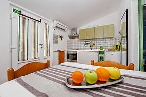 Apartments Rina