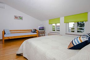 Apartments Rina