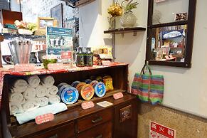 Yuan Qi Hostel