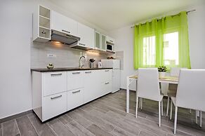 Apartment and Studio Tereza