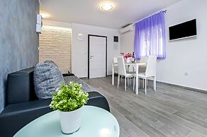 Apartment and Studio Tereza