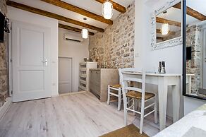 Apartment and Studio CA 3 VIE
