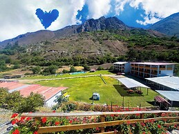 Tambo Lodge Canta