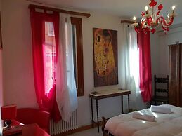 Casa Di Adel