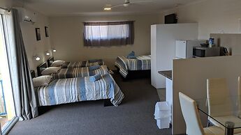 Harrington Village Motel