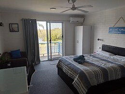 Harrington Village Motel