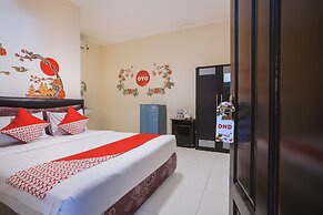 Hotel O Graha 99