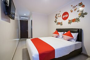 Capital O 134 Lg Residence