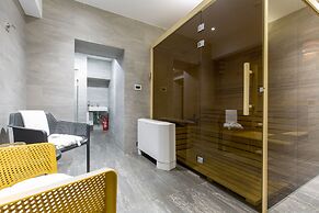 Public House Hotel