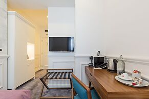 Public House Hotel