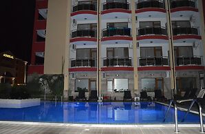 Alexandra Hotel