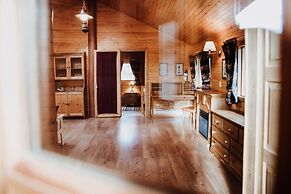 Big Creek Lodge - Working Guest Ranch