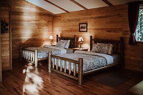 Big Creek Lodge - Working Guest Ranch