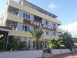 Tunc Apart