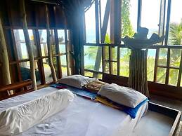 Karang Aji Beach Villa