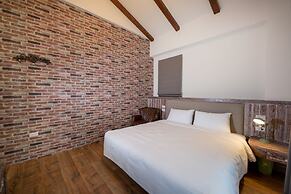 R&J GuestHouse