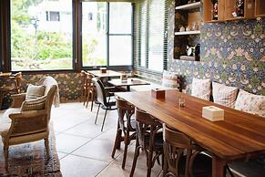 R&J GuestHouse