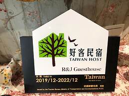 R&J GuestHouse