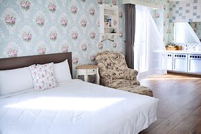 R&J GuestHouse