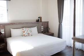 R&J GuestHouse