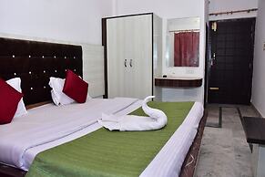 Raj Resort