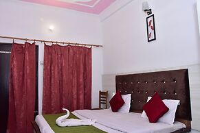 Raj Resort