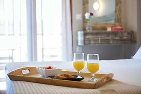 Athina Residence