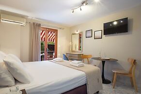 Athina Residence