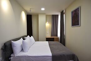 Gallery Apartment A