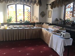 Hotel U Tri Pstrosu
