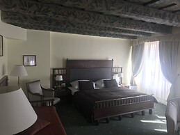Hotel U Tri Pstrosu