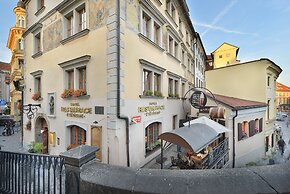 Hotel U Tri Pstrosu