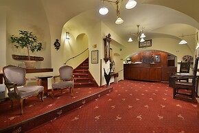 Hotel U Tri Pstrosu